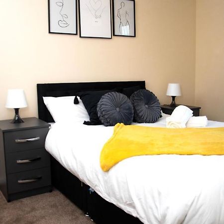 Xb Property - Comfy House Perfect For Families Contractors Relocators West Bromwich Luaran gambar